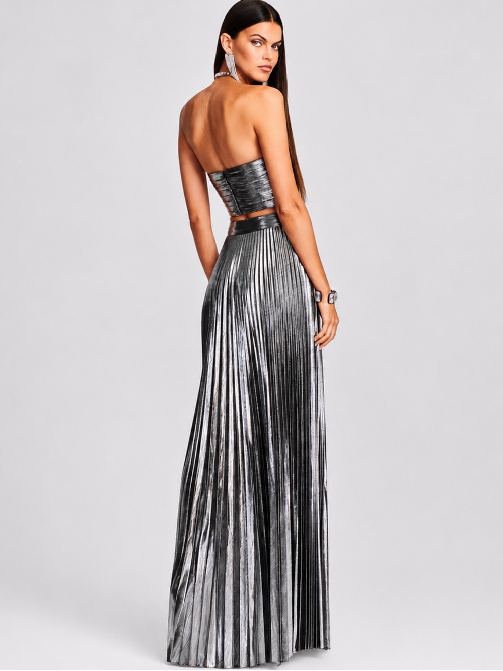 NWT Retrofête Metallic Silver Pleated Maxi Skirt High Slit Glam Skirt Size L - Picture 4 of 7
